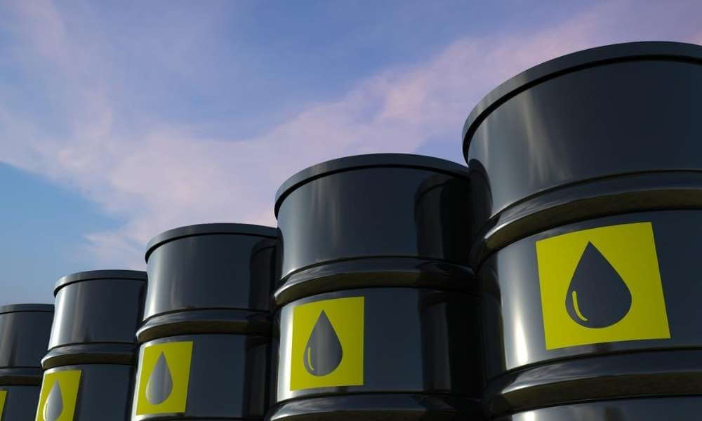 Oil dips on chance of Iran supply boost